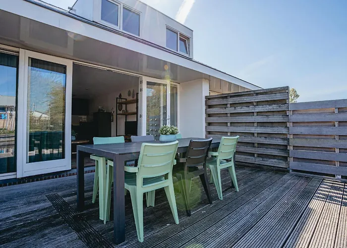 Busch En Dam By Interhome Uitgeest