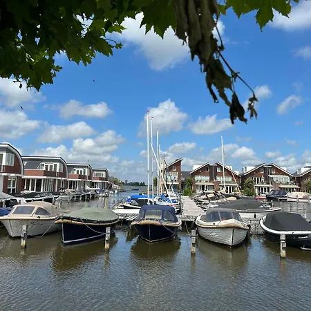 Busch En Dam By Interhome פארק נופש Uitgeest
